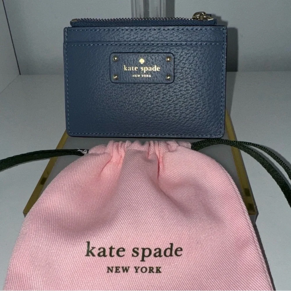 New Kate Spade Navy Wallet/ Card Holder with Pink  Dust Bag